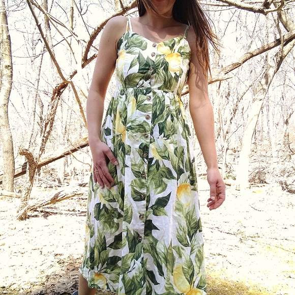 H&M Dresses & Skirts - H&M Linen Lemon Sundress Retro Button Down